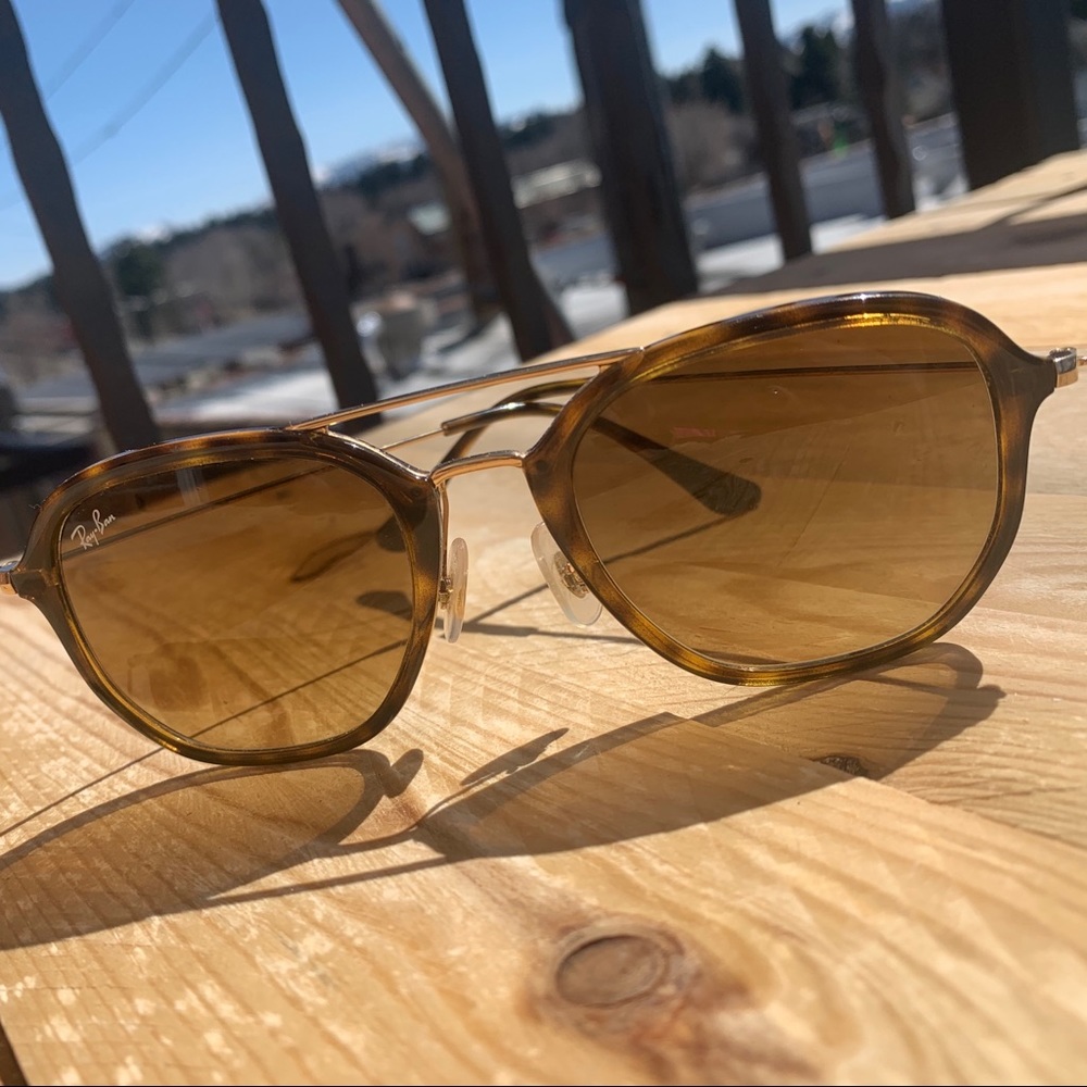 Ray•ban sunglasses